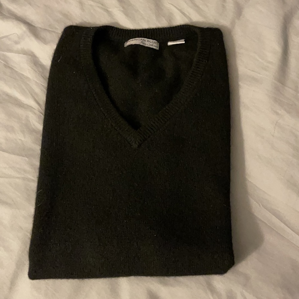 Cashmere sweater vest V neck - Picture 9 of 10